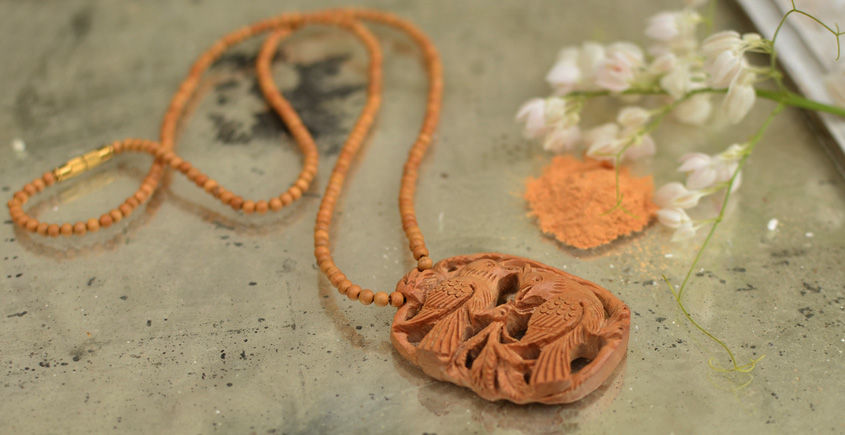 Kadam ♣ Wooden Neckpieces { l }